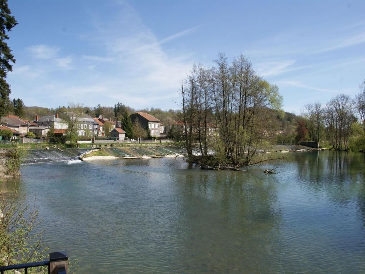 Lovely Holiday Home Near Joset Alain Dun-sur-Meuse Exterior foto